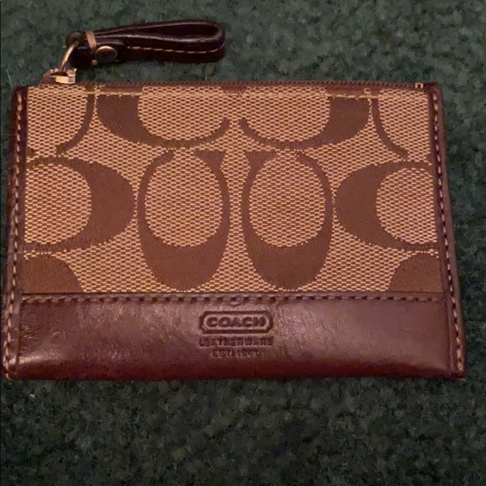 Authentic Small Coach card holder, with key ring